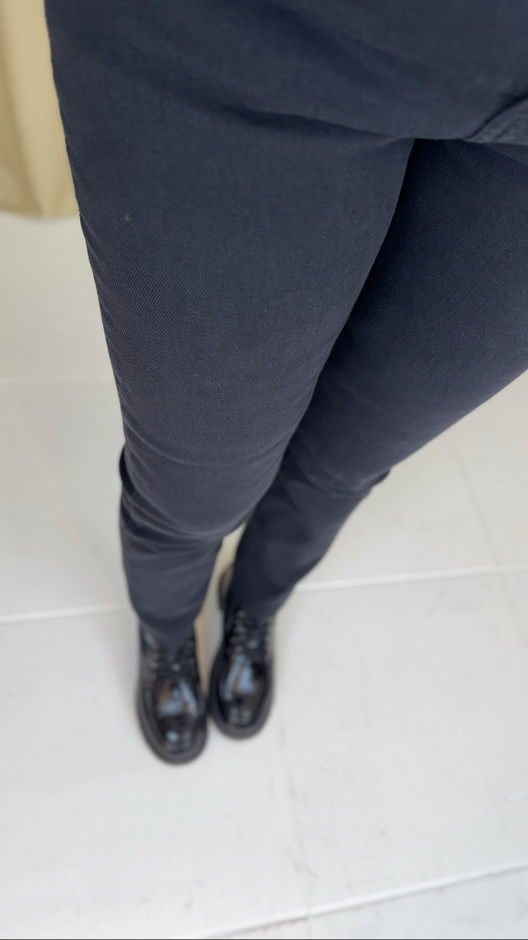 Siyah Kesik Paça Boy Fit Jean