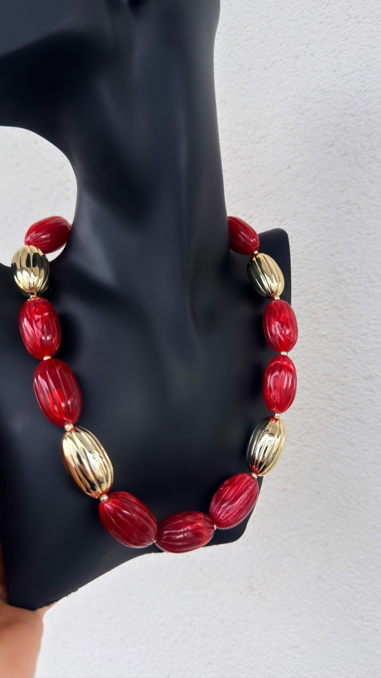 Gold bordo kolye 