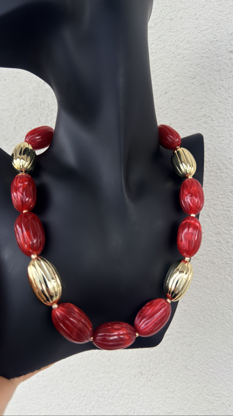 Gold bordo kolye 