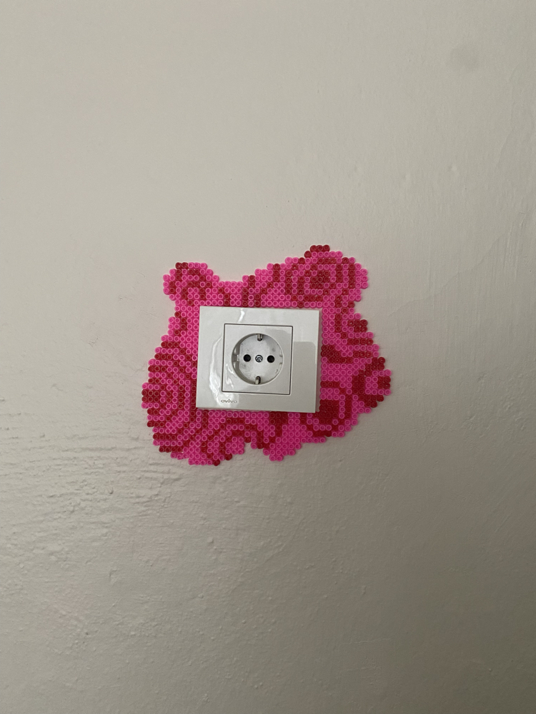 Pembe Priz Çerçeve