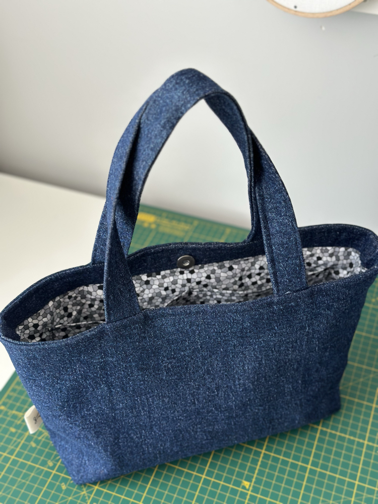 Denim kot tote bag