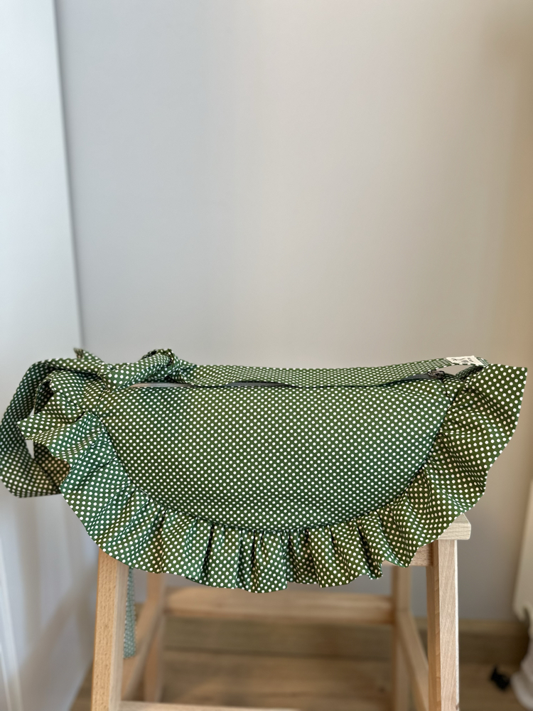 Yeşil puantiyeli moonbag