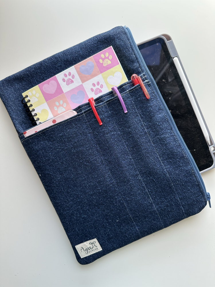 Denim organizer