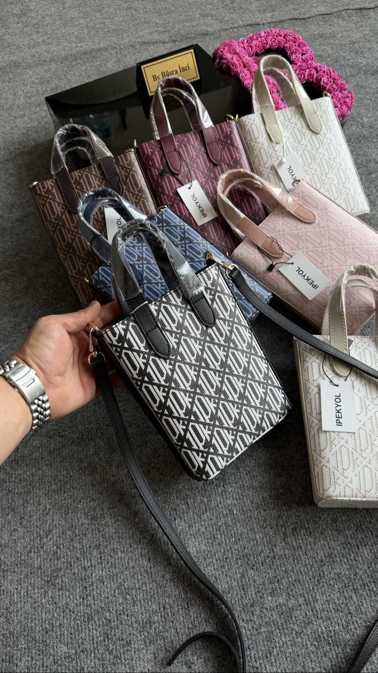 İpekyol Mini Monogram
