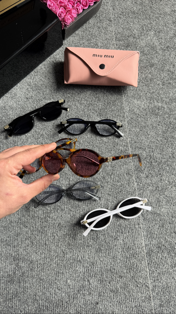 Miu Miu SMU04Z  İthal Güneş Gözlüğü 