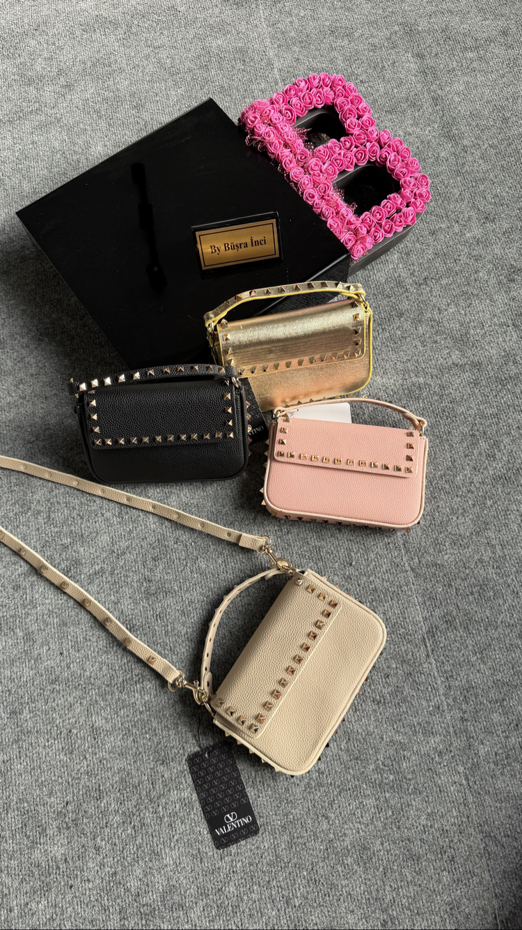 Valentino Garavani Rockstud Kapaklı / Kutulu