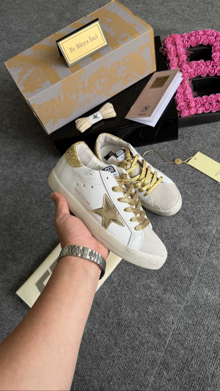 Golden Goose Sneaker Gold-Gold