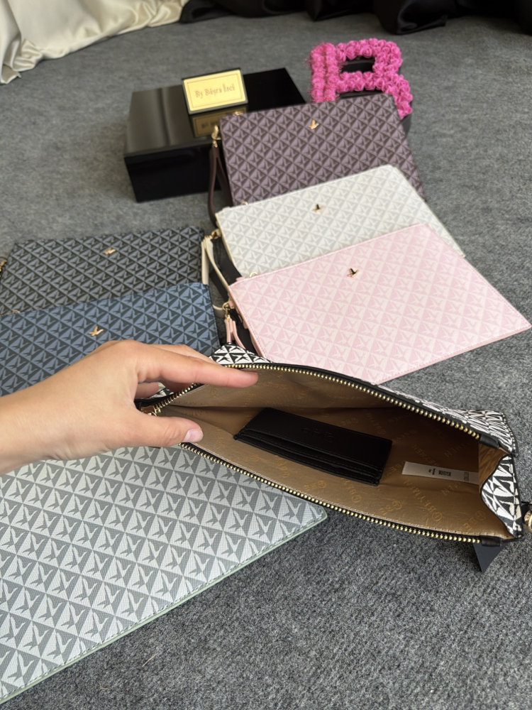 BYMN Monogram Logo Desenli Clutch/El Portföyü