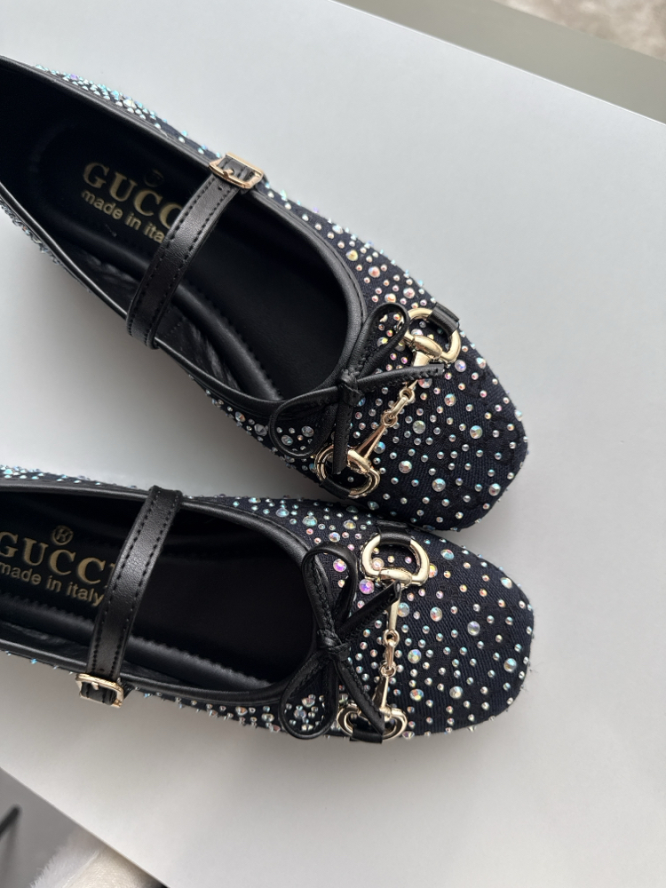 Gucci Siyah Taşlı Babet