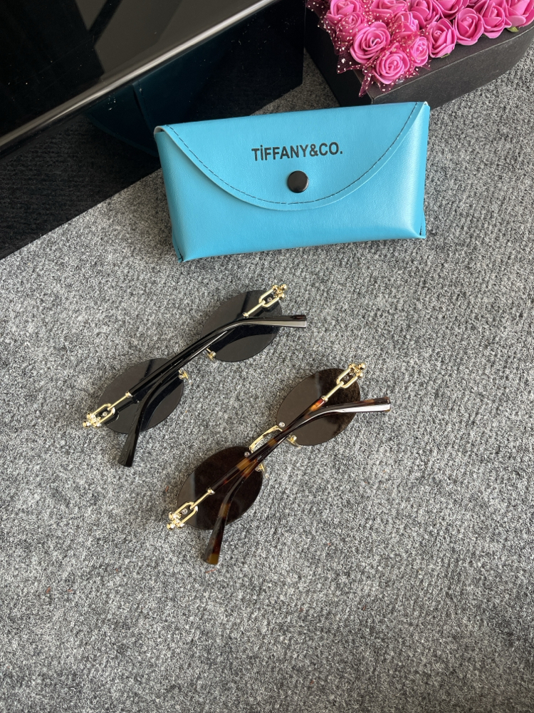 Tiffany & Co 20261 ithal güneş gözlüğü 