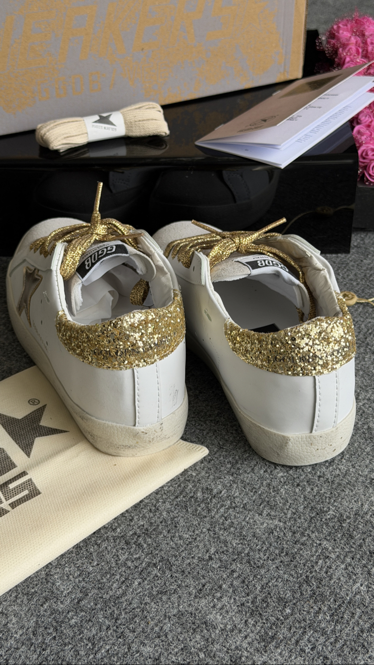 Golden Goose Sneaker Gold-Gold