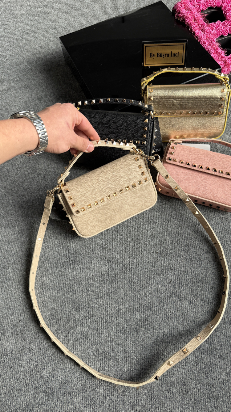 Valentino Garavani Rockstud Kapaklı / Kutulu