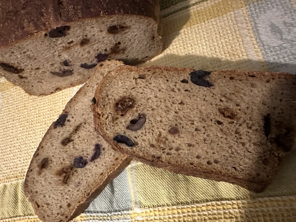Zeytinli Yedi Tahıllı Ekşi Mayalı Ekmek (1000 gr)