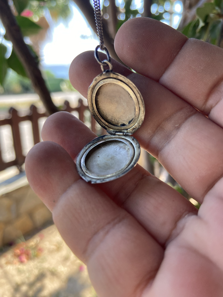 Mineli Gümüş Kolye Fotoğraflık