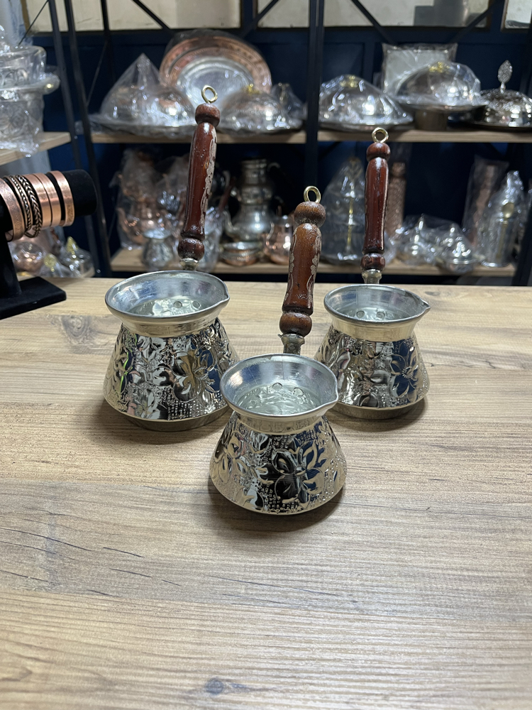 Kabartma Nakışlı Nikelli Bakır Cezve Seti