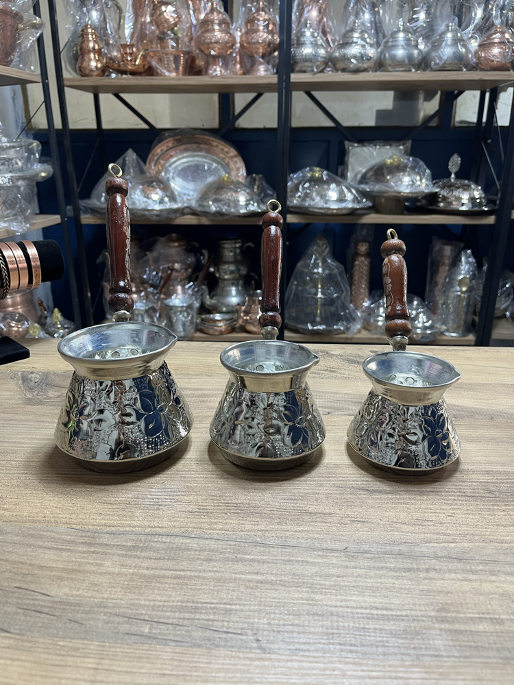 Kabartma Nakışlı Nikelli Bakır Cezve Seti