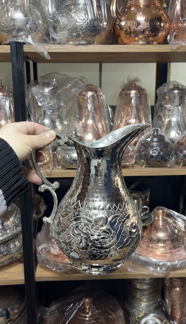 Sarmaşık Desenli Nikelli Bakır Sürahi
