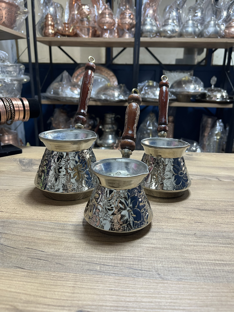 Kabartma Nakışlı Nikelli Bakır Cezve Seti