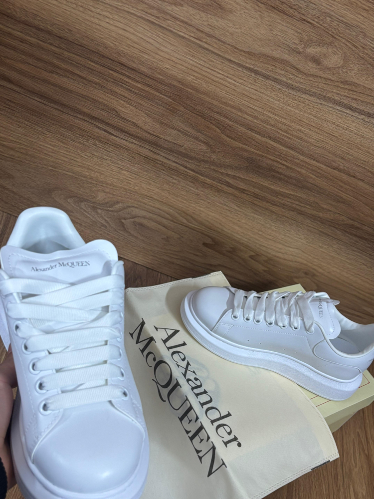 ALEXANDER McQUEEN AYAKKABI(BEYAZ)