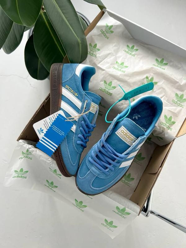 Spezial Baby Blue