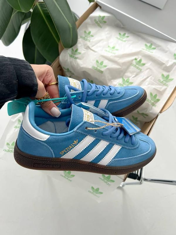 Spezial Baby Blue