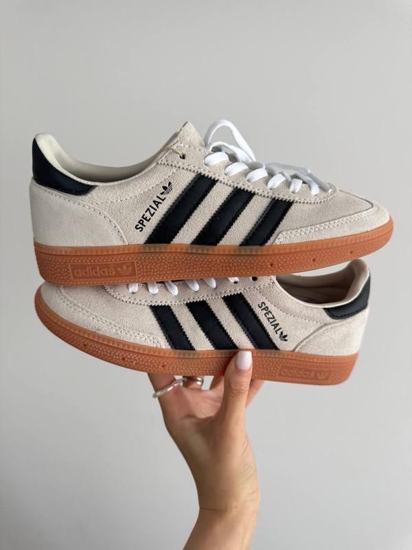 Spezial Nova