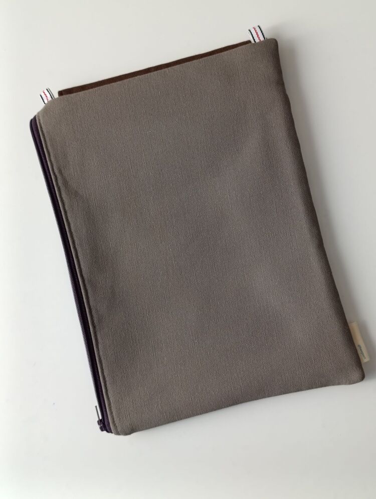 Tablet Kılıfı Gri -Kahve - Oksit Sarı 