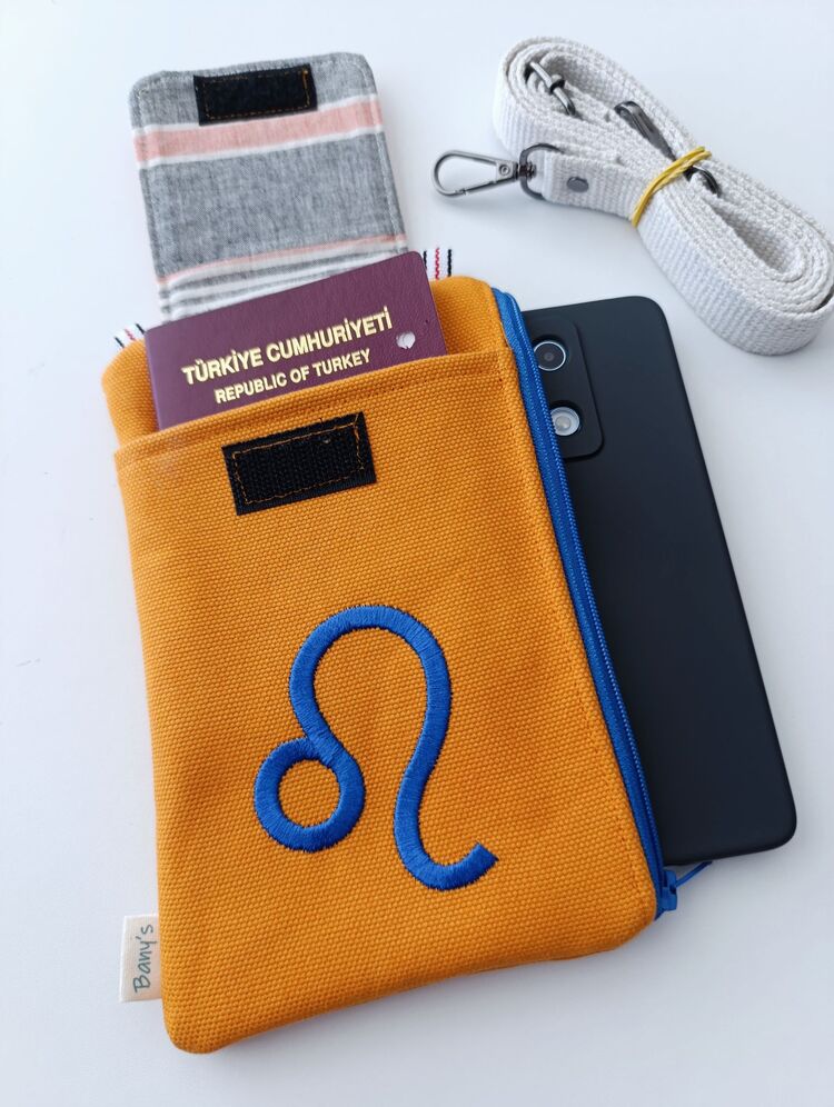Aslan Burcu Telefon Pasaport Çantası