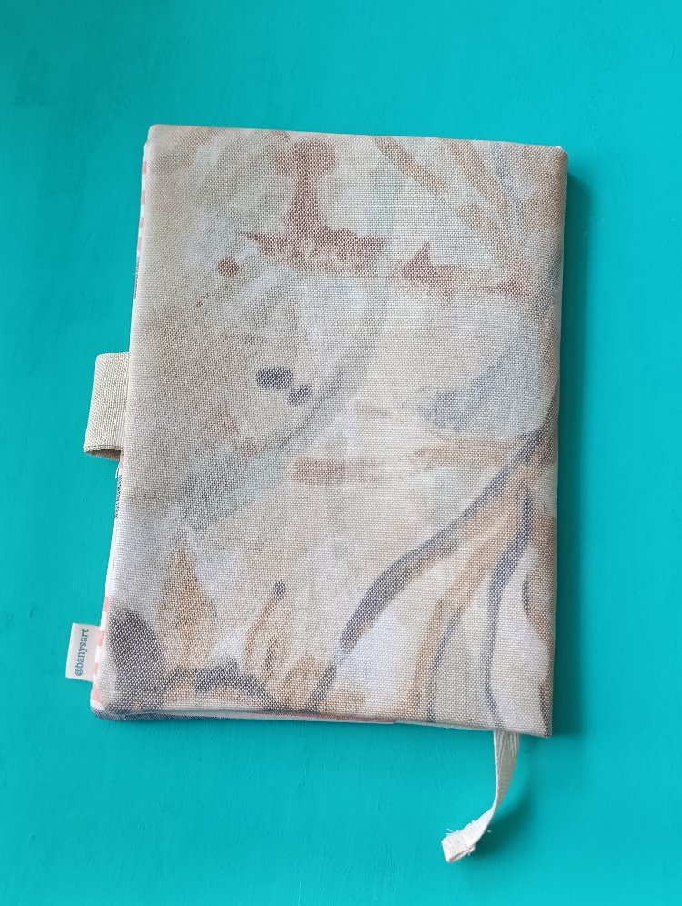 beyaz aplike kedi kitap çantası
