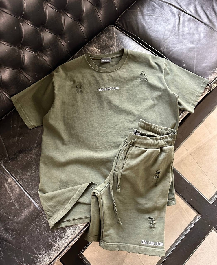 Balenciaga takım