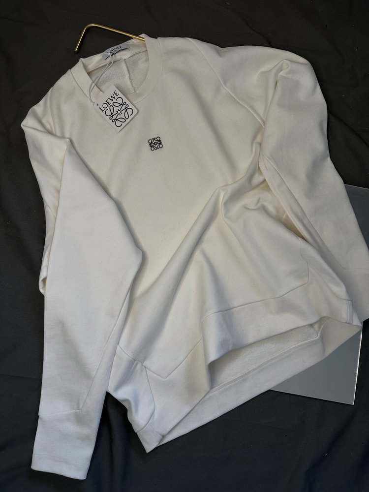 Loewe metal logo sweatshirt 