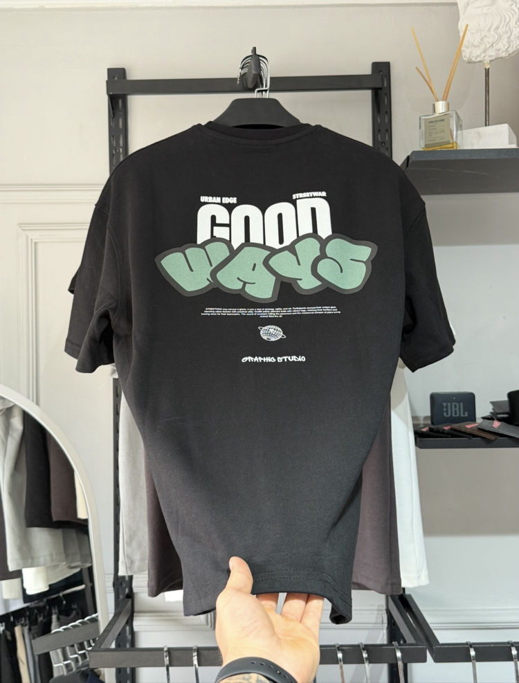 Siyah GOOD WAYS Yarı Oversize Baskılı Erkek Tişört