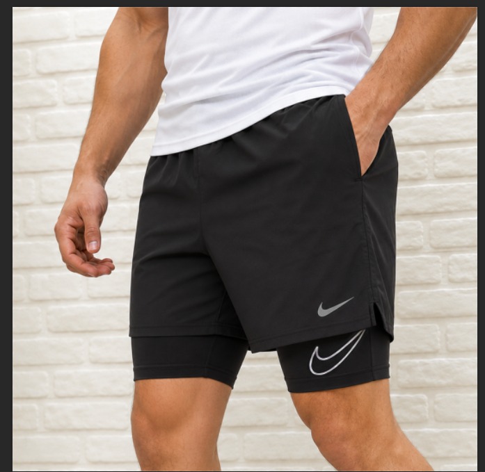 Nike Stride Kısa Taytlı Şort
