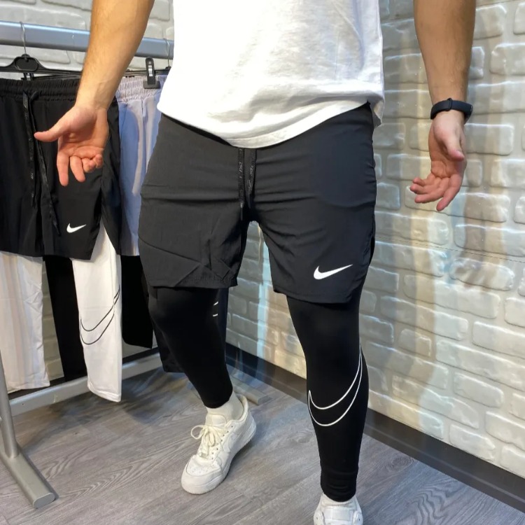 Nike Uzun Taytlı Şort