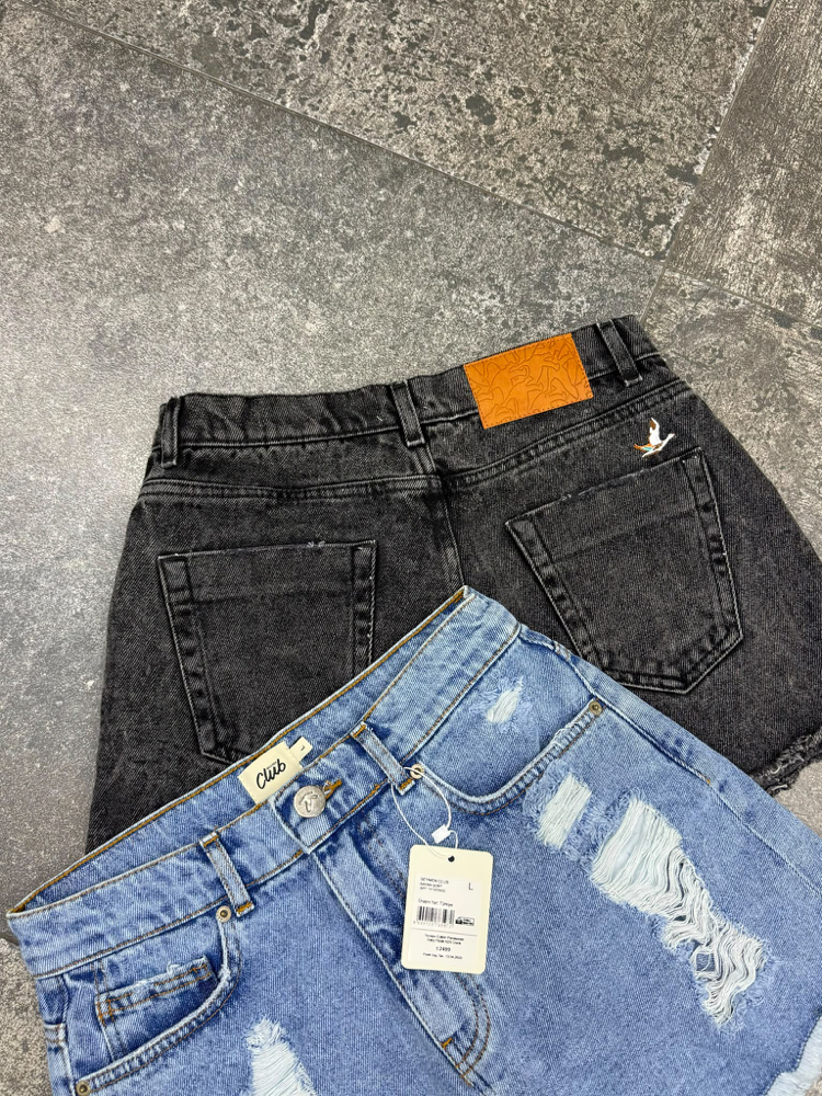 B Club Nakışlı Kot şort
