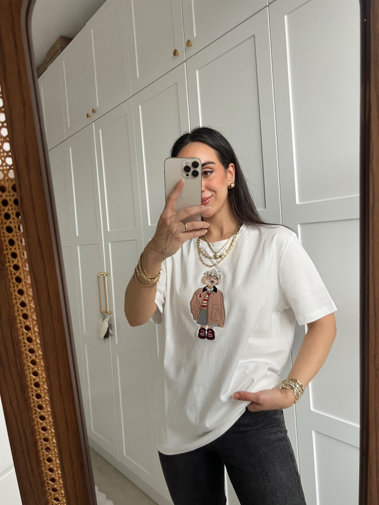 Taşlı Köpek B Tshirt