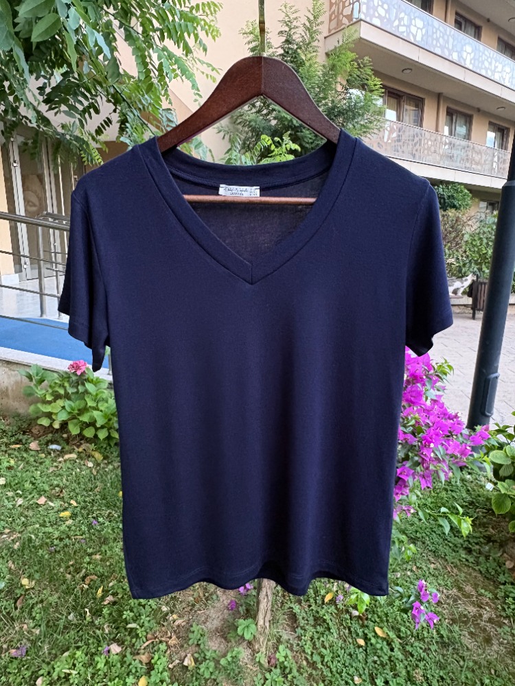 Premium Relax Fit V YakaTişört Lacivert