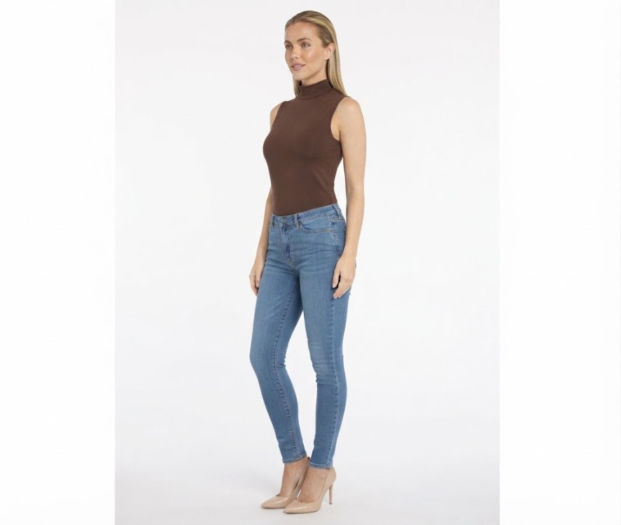 Premium Fit Dik Yaka Modal Kumaş Kolsuz Kahverengi Body