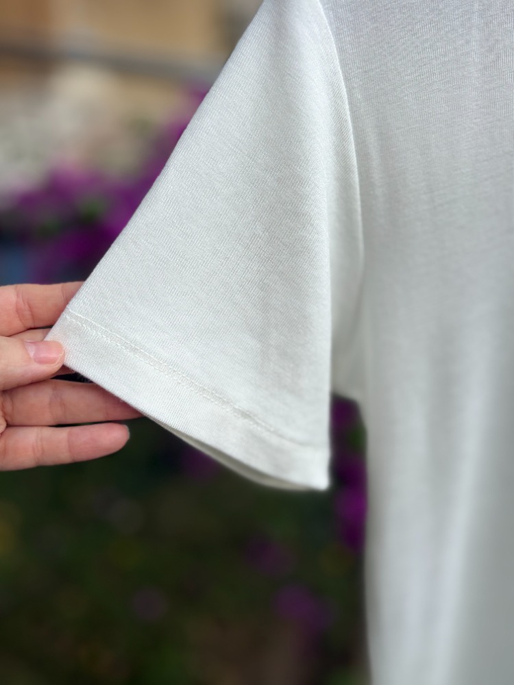 Premium Relax Fit V Yaka Tişört Kırık Beyaz
