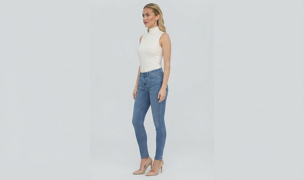 Premium Fit Dik Yaka Modal Kumaş Kolsuz Ekru Body