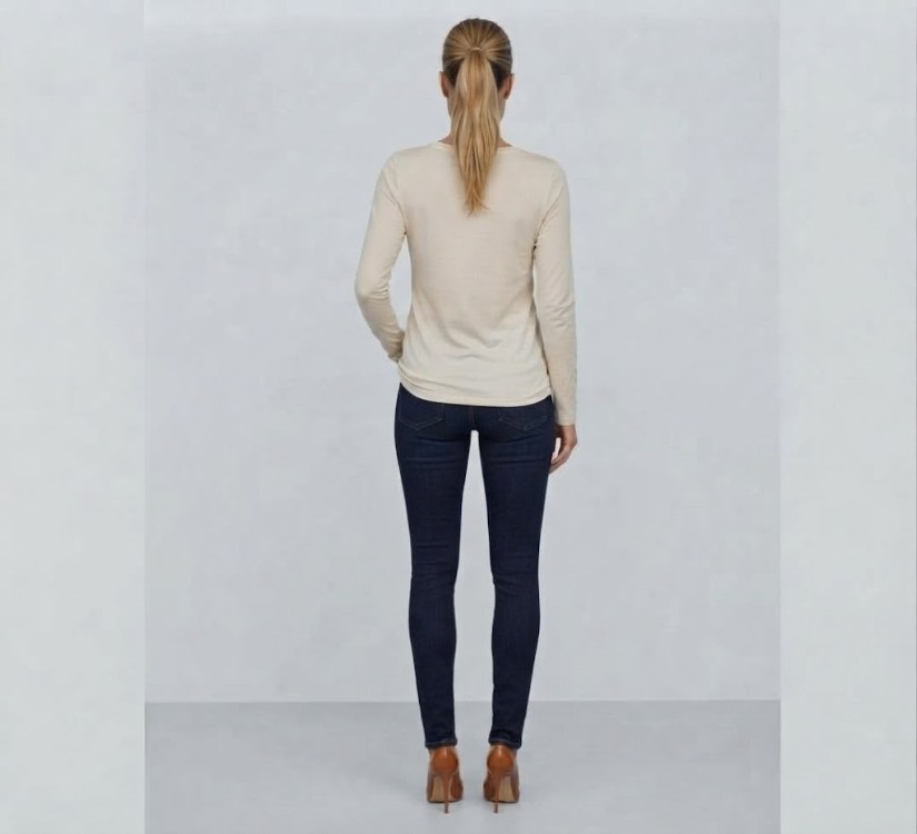Premium Relax Fit V Yaka Uzun Kollu Tişört Ekru