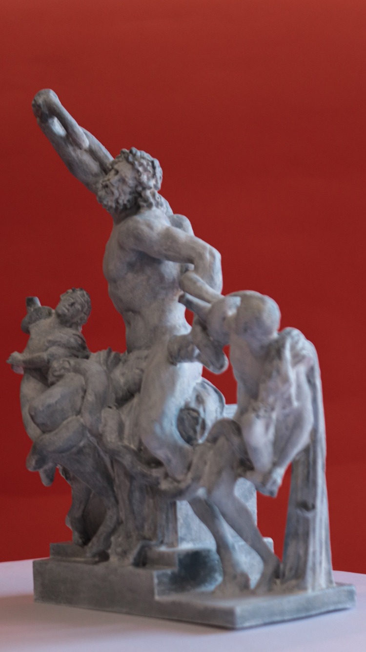 Laocoön ve Oğulları heykeli