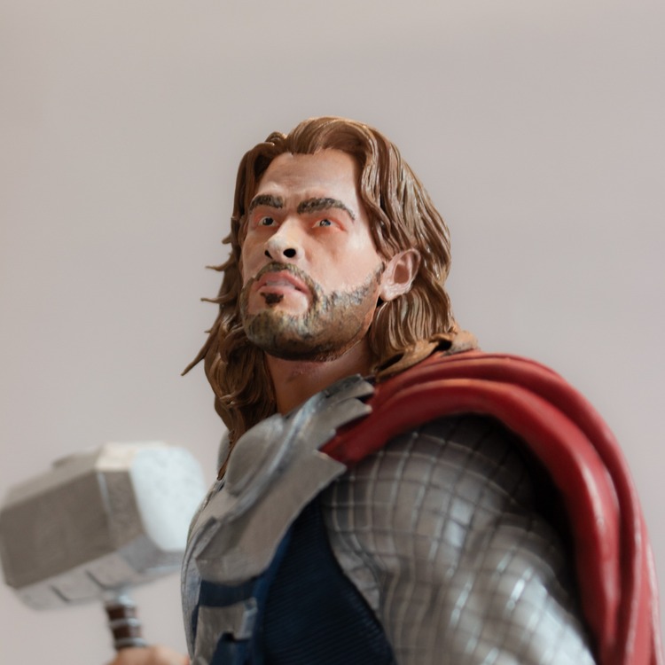 Thor figür