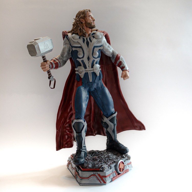 Thor figür