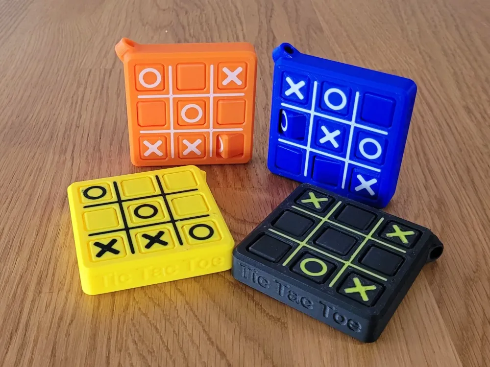Anahtarlıklı XOX Tic Tac Toe Oyunu – Taşınabilir Mini Zeka Oyunu Anahtarlık