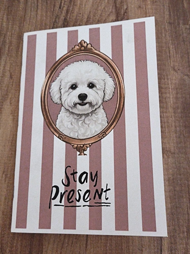 Beyaz Köpekli Defter 