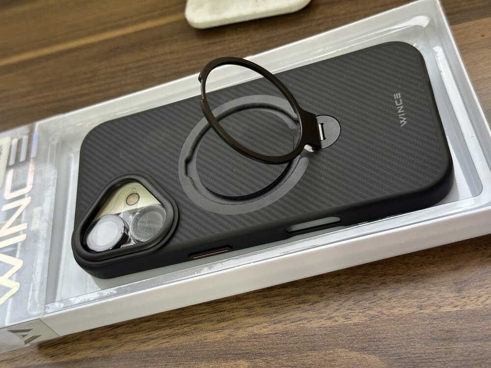 Karbon fiber MagSafe