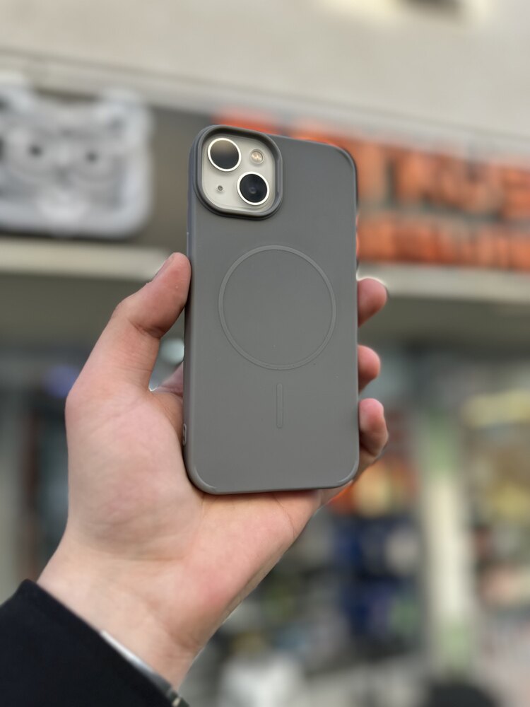 Magsafeli İPhone kılıf 