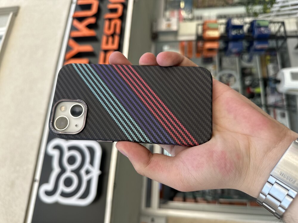 Karbon iPhone Kılıf