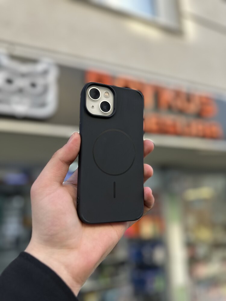 Magsafeli İPhone kılıf 